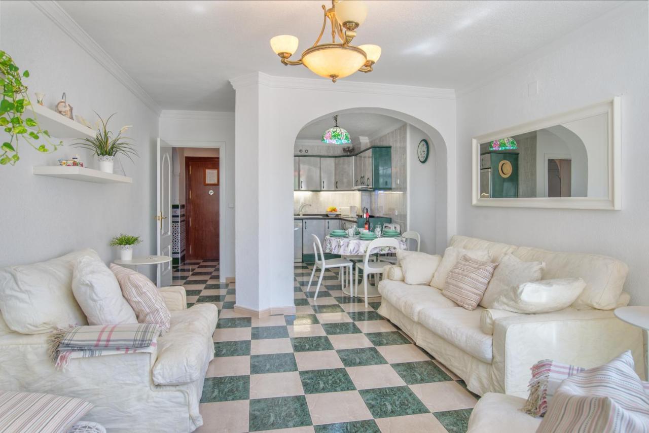 Apartamento De Sue - Parking Incluido! Torremolinos Dış mekan fotoğraf