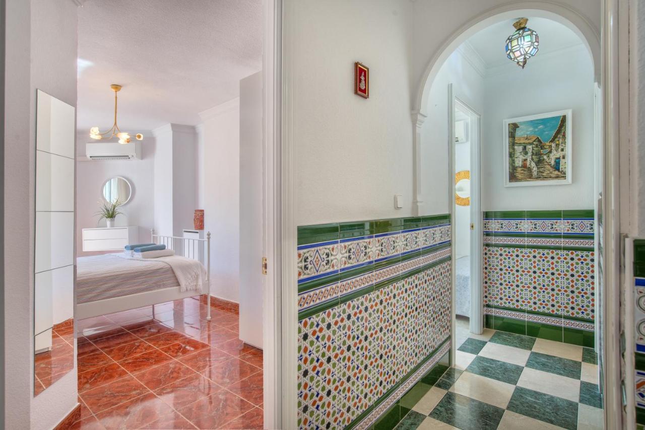 Apartamento De Sue - Parking Incluido! Torremolinos Dış mekan fotoğraf
